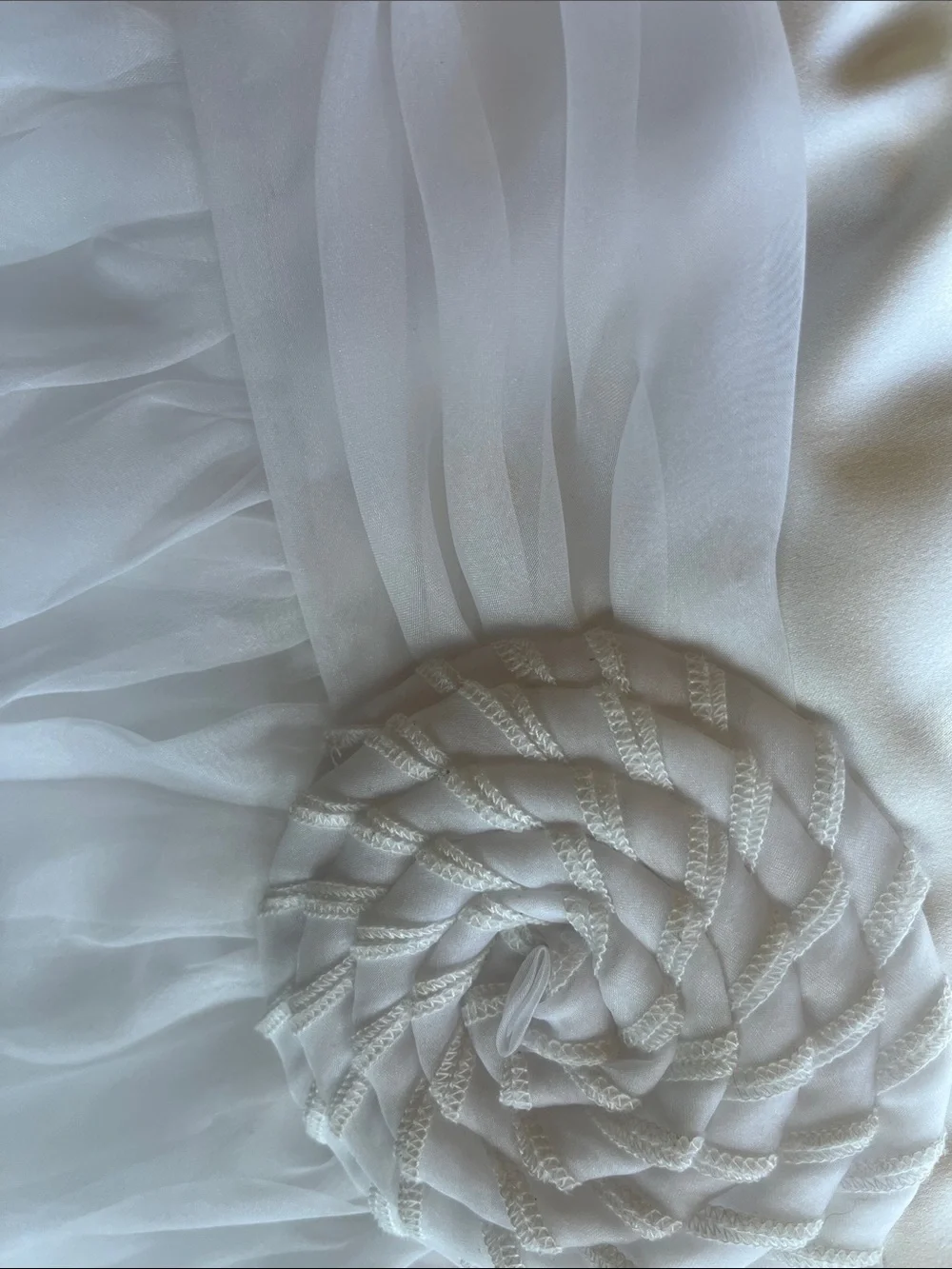 David's Bridal White Tiered Flower Waist Girls' Dress - Picture 5 of 5